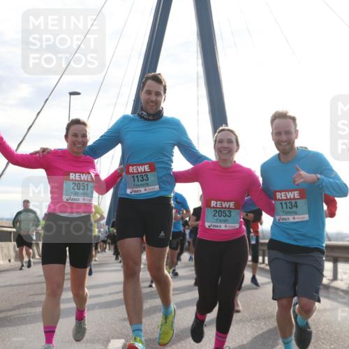 03.10.2024 - Köhlbrandbrückenlauf Jannik Wohlers http://msf.ph/oto/7257703 03.10.2024 09:28:36 Position 1 1986, 1133, 2051, 2053, 1134, 318 meine-sportfotos.de
