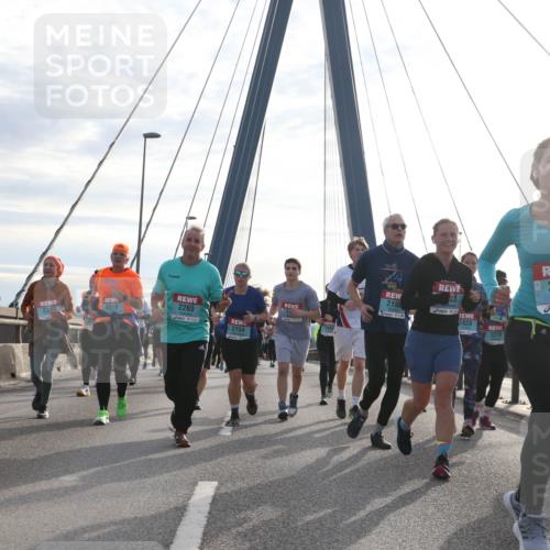 03.10.2024 - Köhlbrandbrückenlauf Jannik Wohlers http://msf.ph/oto/7258193 03.10.2024 09:28:50 Position 1 93, 2190, 3598, 2265, 1, 1828, 2026, 2313, 2270, 3154, 3015 meine-sportfotos.de