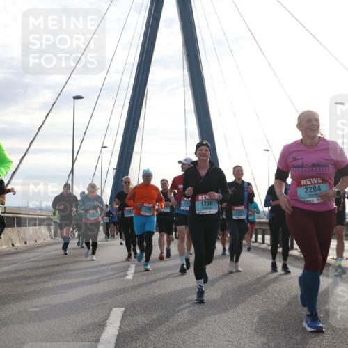 03.10.2024 - Köhlbrandbrückenlauf Jannik Wohlers http://msf.ph/oto/7261538 03.10.2024 09:29:10 Position 1 2567, 1796, 2195, 1291, 2114, 2354, 2284 meine-sportfotos.de