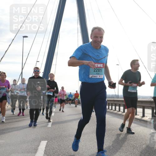 03.10.2024 - Köhlbrandbrückenlauf Jannik Wohlers http://msf.ph/oto/7262066 03.10.2024 09:29:20 Position 1 19, 1903, 2501, 2281, 1408, 1407 meine-sportfotos.de