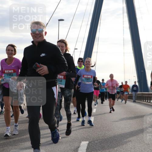 03.10.2024 - Köhlbrandbrückenlauf Jannik Wohlers http://msf.ph/oto/7262112 03.10.2024 09:29:22 Position 1 1903, 658, 1507, 2947 meine-sportfotos.de