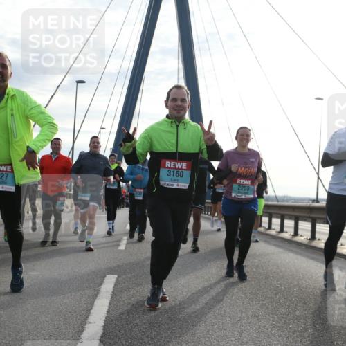 03.10.2024 - Köhlbrandbrückenlauf Jannik Wohlers http://msf.ph/oto/7264129 03.10.2024 09:29:45 Position 1 2427, 2046, 1428, 3160, 2255, 3076 meine-sportfotos.de