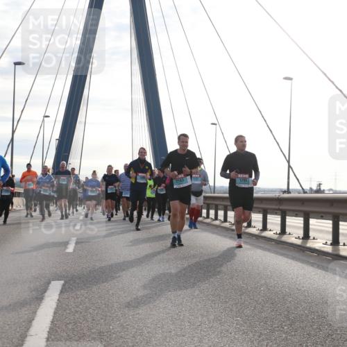 03.10.2024 - Köhlbrandbrückenlauf Jannik Wohlers http://msf.ph/oto/7264226 03.10.2024 09:29:54 Position 1 2655, 2163, 2532, 1295 meine-sportfotos.de