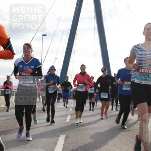 03.10.2024 - Köhlbrandbrückenlauf Jannik Wohlers http://msf.ph/oto/7264511 03.10.2024 09:30:02 Position 1 3095, 2007, 1783, 2485, 2447, 2704, 2258 meine-sportfotos.de