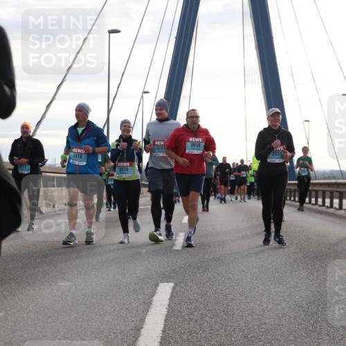 03.10.2024 - Köhlbrandbrückenlauf Jannik Wohlers http://msf.ph/oto/7274626 03.10.2024 09:31:50 Position 1 2464, 3658, 3221, 3310, 3277, 3220, 2831, 2911, 3463 meine-sportfotos.de