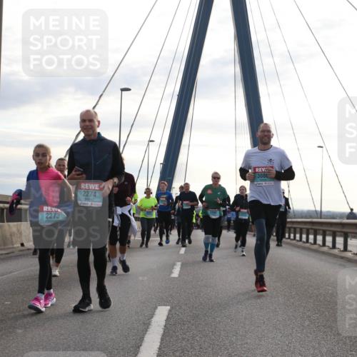 03.10.2024 - Köhlbrandbrückenlauf Jannik Wohlers http://msf.ph/oto/7286195 03.10.2024 09:33:06 Position 1 145, 2273, 2274, 2260, 308 meine-sportfotos.de