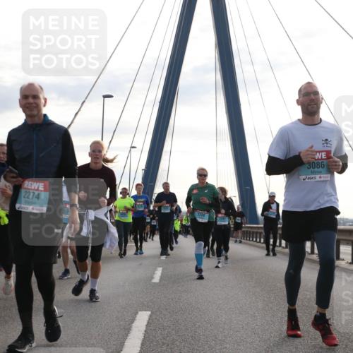 03.10.2024 - Köhlbrandbrückenlauf Jannik Wohlers http://msf.ph/oto/7286212 03.10.2024 09:33:07 Position 1 2273, 2274, 2260, 3086 meine-sportfotos.de