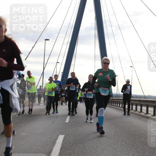 03.10.2024 - Köhlbrandbrückenlauf Jannik Wohlers http://msf.ph/oto/7286481 03.10.2024 09:33:09 Position 1 3707, 2619, 2260, 2201 meine-sportfotos.de