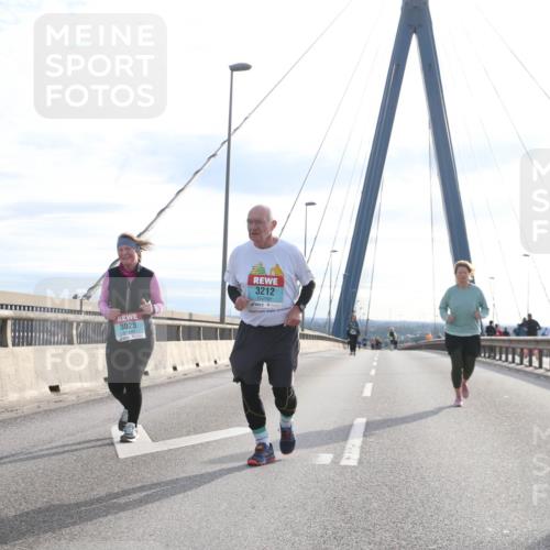 03.10.2024 - Köhlbrandbrückenlauf Jannik Wohlers http://msf.ph/oto/7308181 03.10.2024 09:39:50 Position 1 3025, 3212, 3480 meine-sportfotos.de