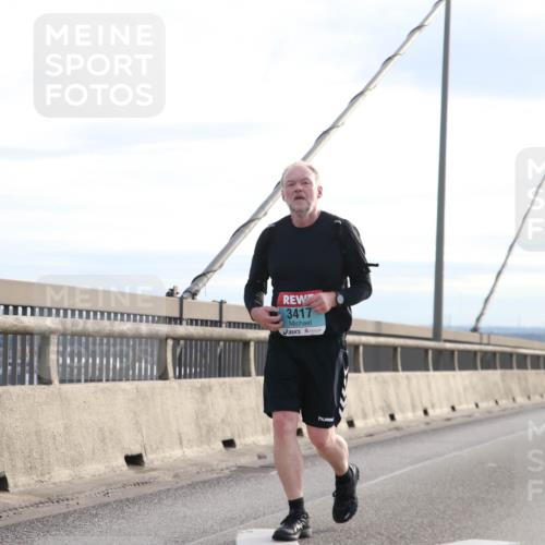 03.10.2024 - Köhlbrandbrückenlauf Jannik Wohlers http://msf.ph/oto/7308373 03.10.2024 09:40:20 Position 1 3417 meine-sportfotos.de