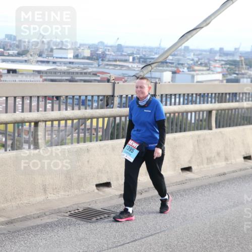03.10.2024 - Köhlbrandbrückenlauf Jannik Wohlers http://msf.ph/oto/7309721 03.10.2024 09:41:06 Position 1 1395 meine-sportfotos.de