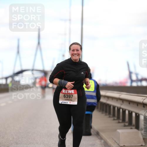 03.10.2024 - Köhlbrandbrückenlauf Jannik Wohlers http://msf.ph/oto/7333876 03.10.2024 13:21:38 Position 3 6397 meine-sportfotos.de