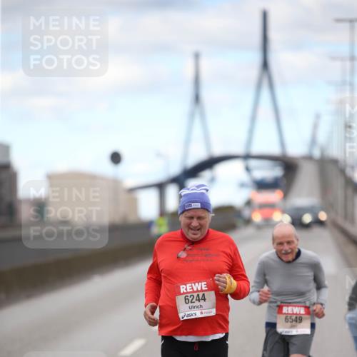 03.10.2024 - Köhlbrandbrückenlauf Jannik Wohlers http://msf.ph/oto/7333890 03.10.2024 13:22:03 Position 3 1, 2, 6244, 6549 meine-sportfotos.de