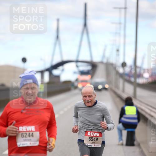 03.10.2024 - Köhlbrandbrückenlauf Jannik Wohlers http://msf.ph/oto/7333895 03.10.2024 13:22:05 Position 3 6244, 6549 meine-sportfotos.de
