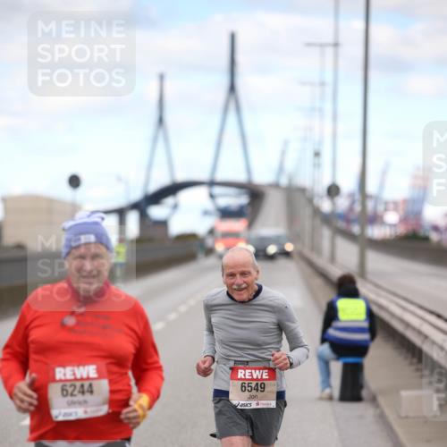 03.10.2024 - Köhlbrandbrückenlauf Jannik Wohlers http://msf.ph/oto/7333896 03.10.2024 13:22:05 Position 3 6244, 423, 6549 meine-sportfotos.de