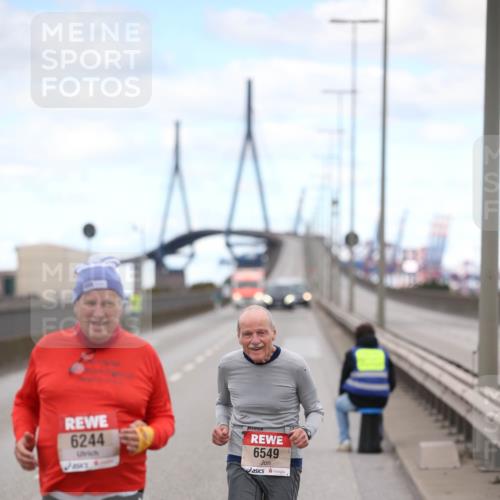 03.10.2024 - Köhlbrandbrückenlauf Jannik Wohlers http://msf.ph/oto/7333897 03.10.2024 13:22:05 Position 3 6244, 6549 meine-sportfotos.de