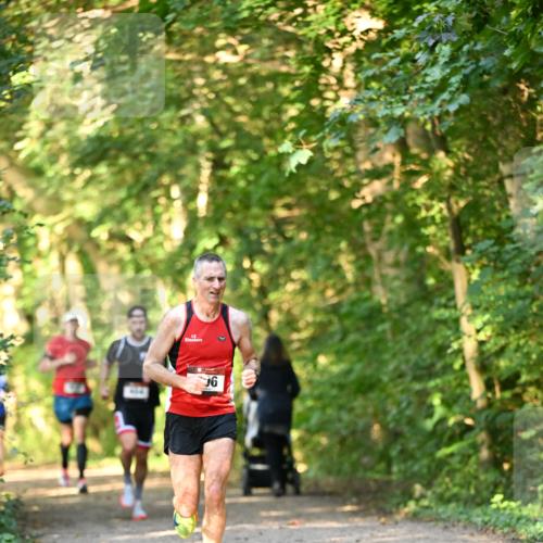 06.10.2024 - Bramfelder Halbmarathon 2024 Dr. Thomas Lammeyer http://msf.ph/oto/7333937 06.10.2024 09:47:44 Laufen 06 meine-sportfotos.de