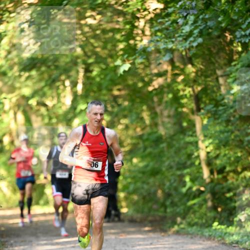 06.10.2024 - Bramfelder Halbmarathon 2024 Dr. Thomas Lammeyer http://msf.ph/oto/7333942 06.10.2024 09:47:44 Laufen 06 meine-sportfotos.de