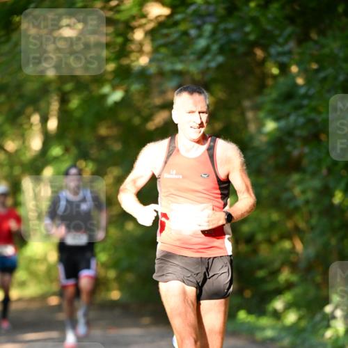 06.10.2024 - Bramfelder Halbmarathon 2024 Dr. Thomas Lammeyer http://msf.ph/oto/7333955 06.10.2024 09:47:46 Laufen  meine-sportfotos.de