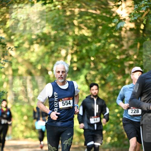 06.10.2024 - Bramfelder Halbmarathon 2024 Dr. Thomas Lammeyer http://msf.ph/oto/7334989 06.10.2024 09:53:32 Laufen 554, 44, 228 meine-sportfotos.de