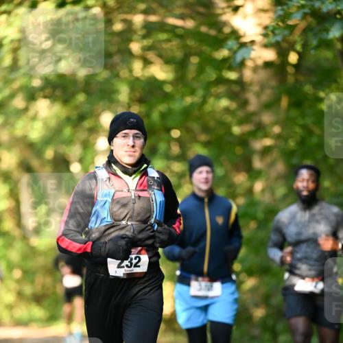 06.10.2024 - Bramfelder Halbmarathon 2024 Dr. Thomas Lammeyer http://msf.ph/oto/7335018 06.10.2024 09:53:40 Laufen 232 meine-sportfotos.de