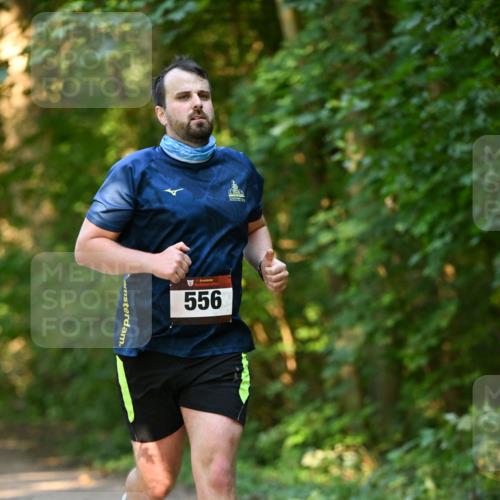 06.10.2024 - Bramfelder Halbmarathon 2024 Dr. Thomas Lammeyer http://msf.ph/oto/7335556 06.10.2024 09:55:44 Laufen 33, 556 meine-sportfotos.de