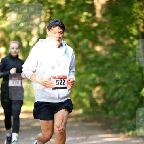 06.10.2024 - Bramfelder Halbmarathon 2024 Dr. Thomas Lammeyer http://msf.ph/oto/7335624 06.10.2024 09:56:46 Laufen 375, 522 meine-sportfotos.de