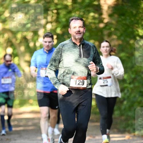06.10.2024 - Bramfelder Halbmarathon 2024 Dr. Thomas Lammeyer http://msf.ph/oto/7335709 06.10.2024 09:57:24 Laufen 129, 25 meine-sportfotos.de