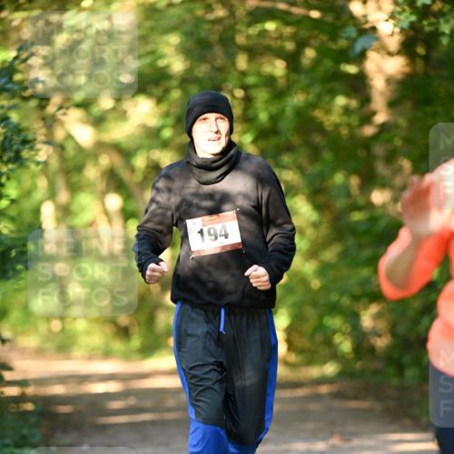06.10.2024 - Bramfelder Halbmarathon 2024 Dr. Thomas Lammeyer http://msf.ph/oto/7335756 06.10.2024 09:57:41 Laufen 194 meine-sportfotos.de