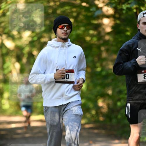 06.10.2024 - Bramfelder Halbmarathon 2024 Dr. Thomas Lammeyer http://msf.ph/oto/7335874 06.10.2024 10:00:04 Laufen 50, 8 meine-sportfotos.de