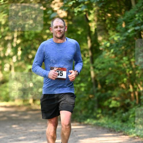 06.10.2024 - Bramfelder Halbmarathon 2024 Dr. Thomas Lammeyer http://msf.ph/oto/7335930 06.10.2024 10:00:46 Laufen 55 meine-sportfotos.de