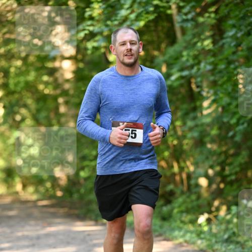 06.10.2024 - Bramfelder Halbmarathon 2024 Dr. Thomas Lammeyer http://msf.ph/oto/7335936 06.10.2024 10:00:46 Laufen 55 meine-sportfotos.de