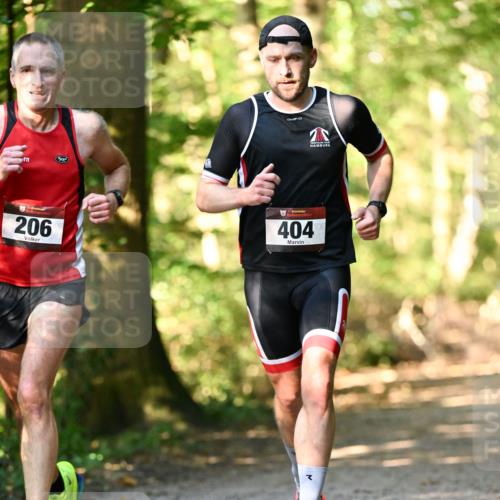 06.10.2024 - Bramfelder Halbmarathon 2024 Dr. Thomas Lammeyer http://msf.ph/oto/7336031 06.10.2024 10:07:46 Laufen 206, 33, 404 meine-sportfotos.de