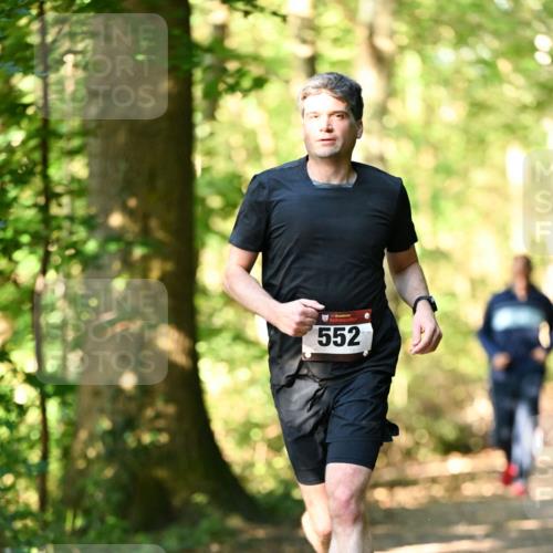 06.10.2024 - Bramfelder Halbmarathon 2024 Dr. Thomas Lammeyer http://msf.ph/oto/7336200 06.10.2024 10:10:20 Laufen 552 meine-sportfotos.de