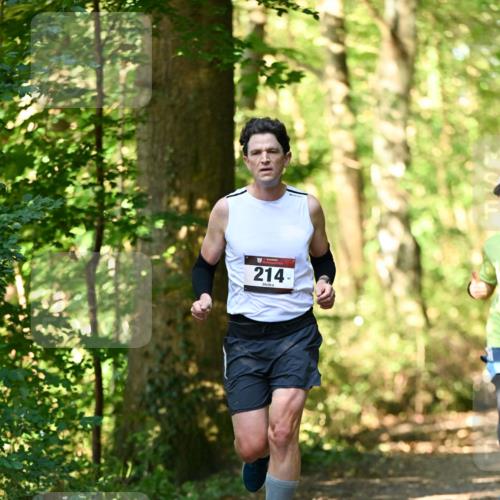 06.10.2024 - Bramfelder Halbmarathon 2024 Dr. Thomas Lammeyer http://msf.ph/oto/7336265 06.10.2024 10:11:48 Laufen 214 meine-sportfotos.de