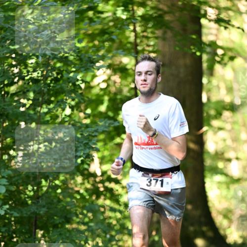 06.10.2024 - Bramfelder Halbmarathon 2024 Dr. Thomas Lammeyer http://msf.ph/oto/7336507 06.10.2024 10:14:25 Laufen 371 meine-sportfotos.de