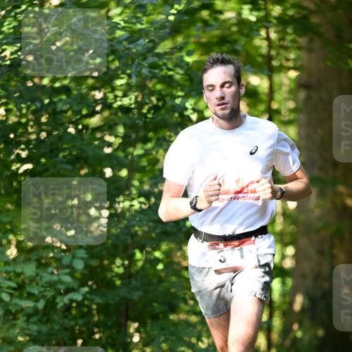 06.10.2024 - Bramfelder Halbmarathon 2024 Dr. Thomas Lammeyer http://msf.ph/oto/7336510 06.10.2024 10:14:25 Laufen  meine-sportfotos.de