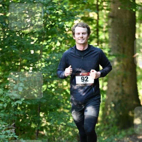 06.10.2024 - Bramfelder Halbmarathon 2024 Dr. Thomas Lammeyer http://msf.ph/oto/7336600 06.10.2024 10:15:52 Laufen 33, 92 meine-sportfotos.de