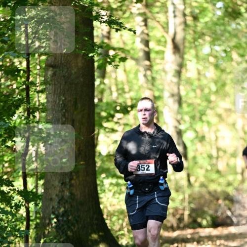 06.10.2024 - Bramfelder Halbmarathon 2024 Dr. Thomas Lammeyer http://msf.ph/oto/7336790 06.10.2024 10:17:09 Laufen 352 meine-sportfotos.de