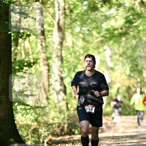 06.10.2024 - Bramfelder Halbmarathon 2024 Dr. Thomas Lammeyer http://msf.ph/oto/7336806 06.10.2024 10:17:12 Laufen 353 meine-sportfotos.de