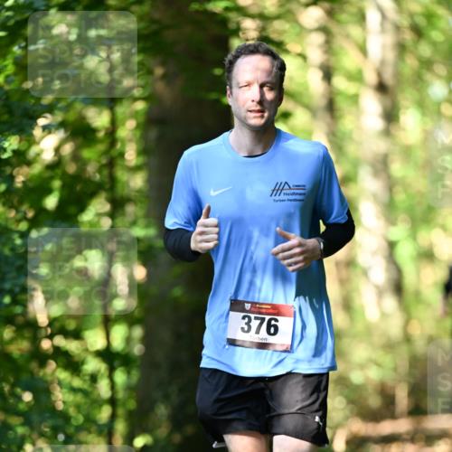 06.10.2024 - Bramfelder Halbmarathon 2024 Dr. Thomas Lammeyer http://msf.ph/oto/7337002 06.10.2024 10:18:33 Laufen 376 meine-sportfotos.de