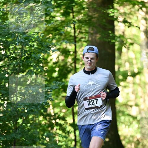 06.10.2024 - Bramfelder Halbmarathon 2024 Dr. Thomas Lammeyer http://msf.ph/oto/7337250 06.10.2024 10:20:30 Laufen 227 meine-sportfotos.de