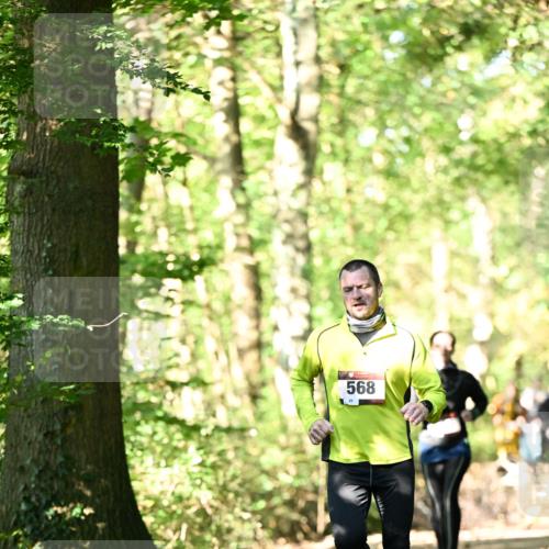 06.10.2024 - Bramfelder Halbmarathon 2024 Dr. Thomas Lammeyer http://msf.ph/oto/7337416 06.10.2024 10:21:15 Laufen 568 meine-sportfotos.de