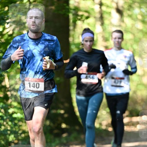 06.10.2024 - Bramfelder Halbmarathon 2024 Dr. Thomas Lammeyer http://msf.ph/oto/7337493 06.10.2024 10:21:37 Laufen 140, 456 meine-sportfotos.de