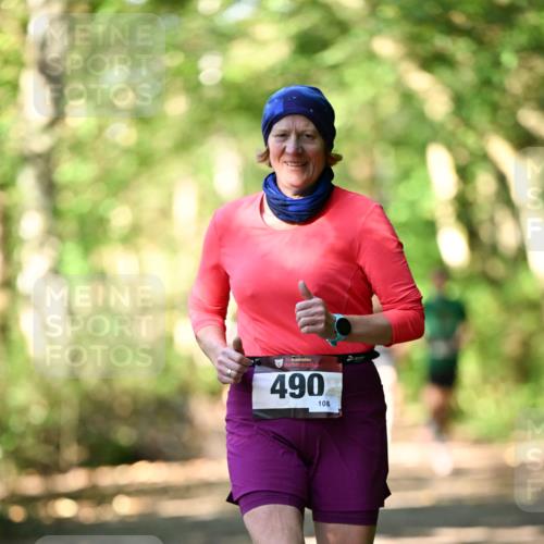 06.10.2024 - Bramfelder Halbmarathon 2024 Dr. Thomas Lammeyer http://msf.ph/oto/7337573 06.10.2024 10:22:08 Laufen 3, 490, 108 meine-sportfotos.de