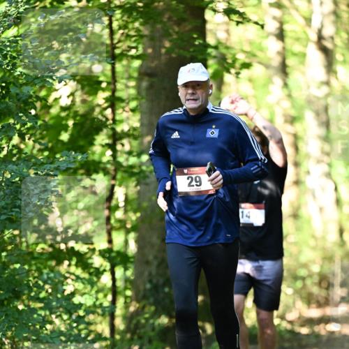 06.10.2024 - Bramfelder Halbmarathon 2024 Dr. Thomas Lammeyer http://msf.ph/oto/7337697 06.10.2024 10:22:40 Laufen 29, 14 meine-sportfotos.de