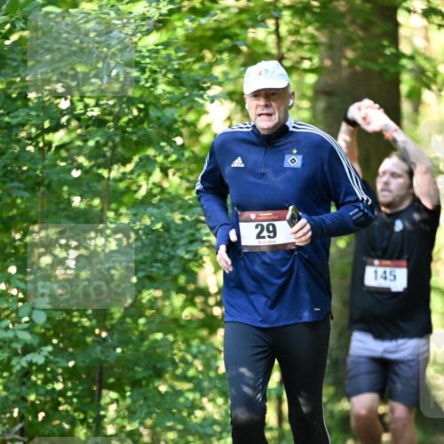 06.10.2024 - Bramfelder Halbmarathon 2024 Dr. Thomas Lammeyer http://msf.ph/oto/7337702 06.10.2024 10:22:40 Laufen 29, 145 meine-sportfotos.de