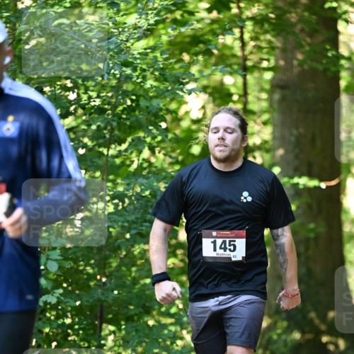06.10.2024 - Bramfelder Halbmarathon 2024 Dr. Thomas Lammeyer http://msf.ph/oto/7337709 06.10.2024 10:22:42 Laufen 145, 82 meine-sportfotos.de