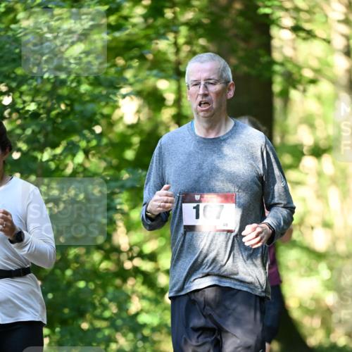 06.10.2024 - Bramfelder Halbmarathon 2024 Dr. Thomas Lammeyer http://msf.ph/oto/7337731 06.10.2024 10:22:53 Laufen 1, 49 meine-sportfotos.de