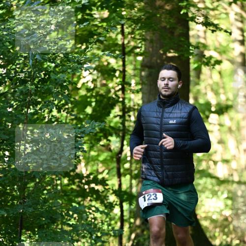 06.10.2024 - Bramfelder Halbmarathon 2024 Dr. Thomas Lammeyer http://msf.ph/oto/7338023 06.10.2024 10:24:40 Laufen 123 meine-sportfotos.de